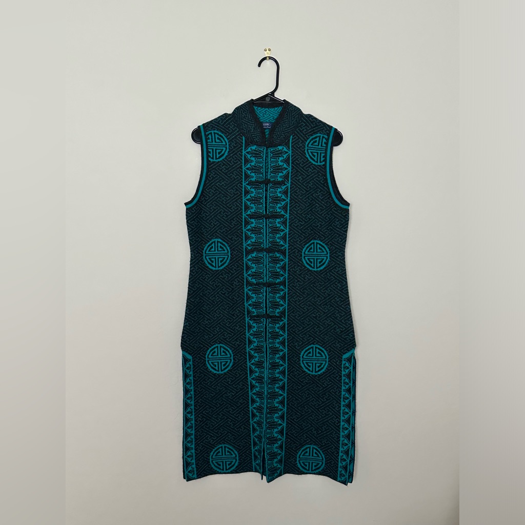Gobi Cashmere Luxury Traditional Vest Dress S
